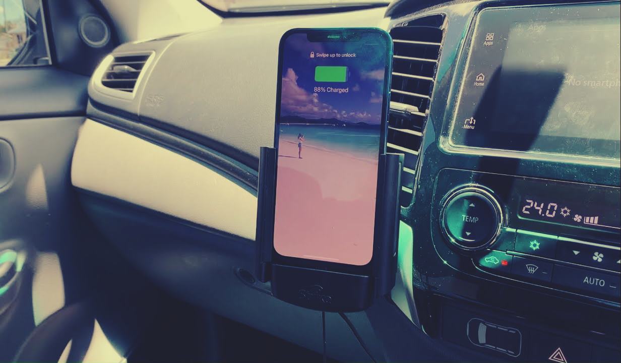 best car mount holder for iphone 12 pro max